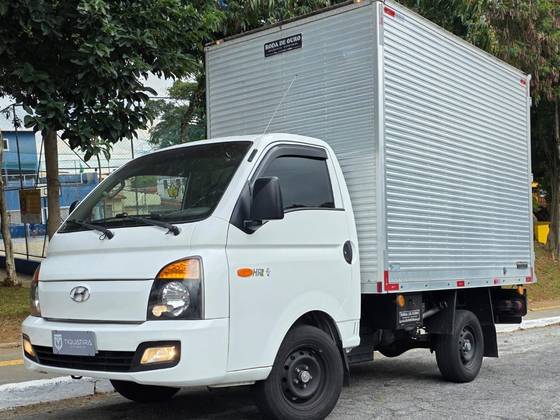 HYUNDAI HR 2.5 LONGO SEM CAÇAMBA 4X2 16V 130CV TURBO INTERCOOLER DIESEL 2P MANUAL HYUNDAI HR 2.5 LONGO SEM CAÇAMBA 4X2 16V 130CV TURBO INTERCOOLER DIESEL 2P MANUAL